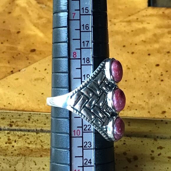 Norwegian Thulite Sterling Silver Ring Size 9 - Picture 7 of 8